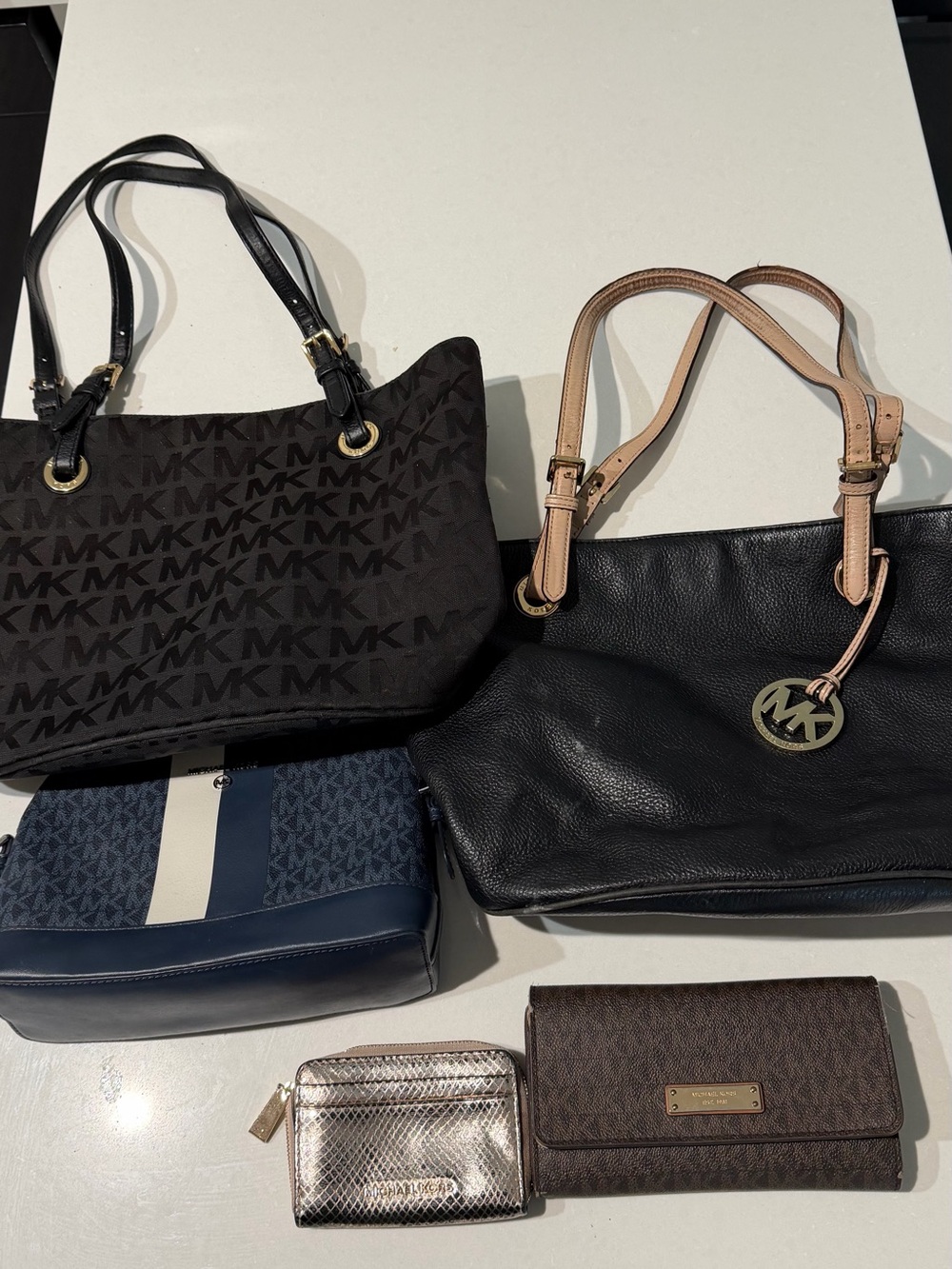 Michael Kors bags bundle